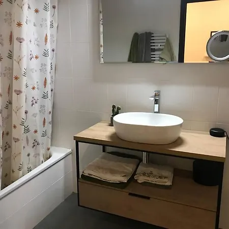 Appartement Piso En Casa De Pueblo *